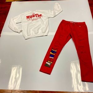 A pair of pants and a size S sweatshirt